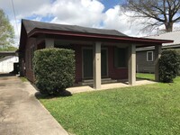Building Photo - Four Bedroom, Two Bathroom , House Near UL