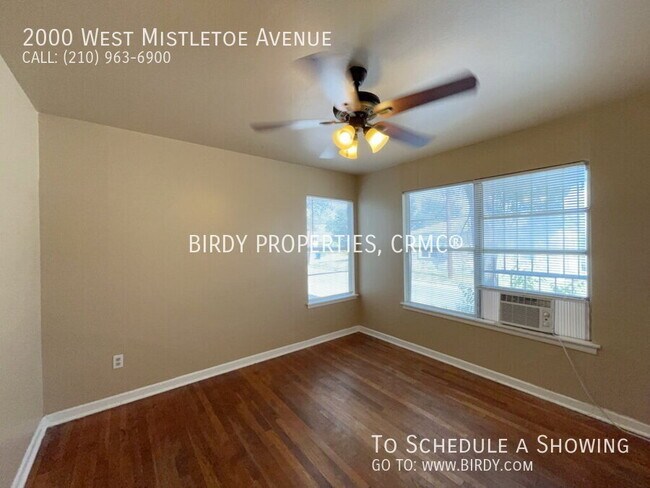 Building Photo - 2000 W Mistletoe Ave