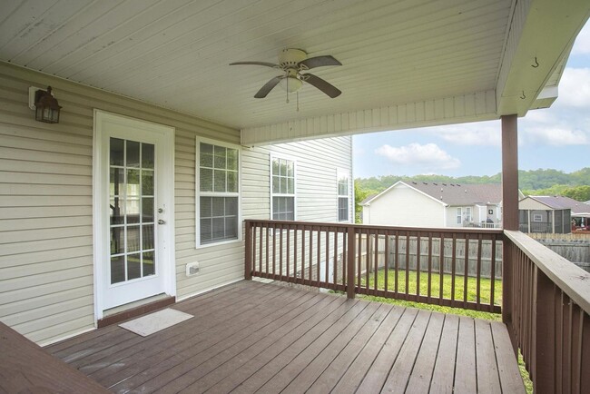 Building Photo - 822 Sugarcane Way