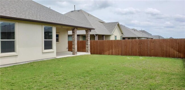 Building Photo - 16405 Pienza Dr