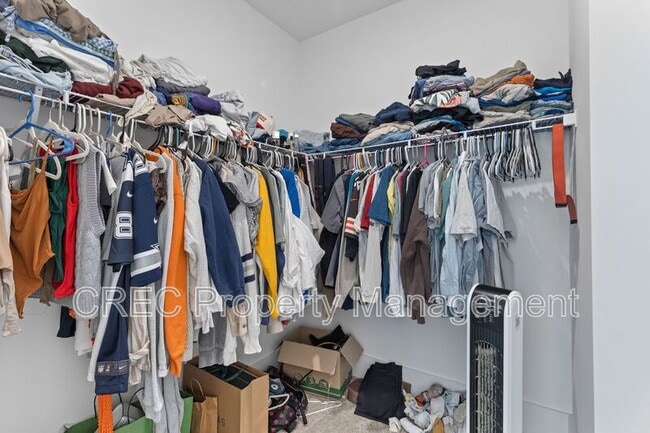 Building Photo - 1223 Homecoming Blvd