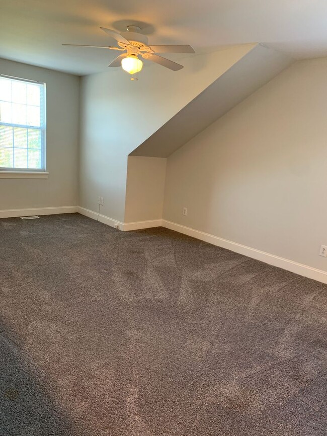 Building Photo - 1 Bedroom 1.5 Bathroom Townhome in Myrtle ...