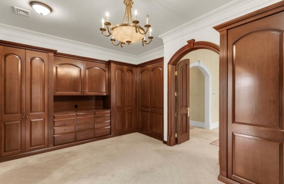 Building Photo - 581 Pottersville Rd