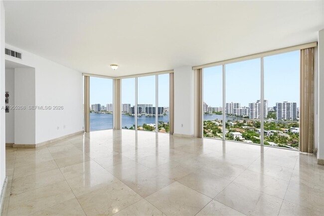 Building Photo - 18671 Collins Ave