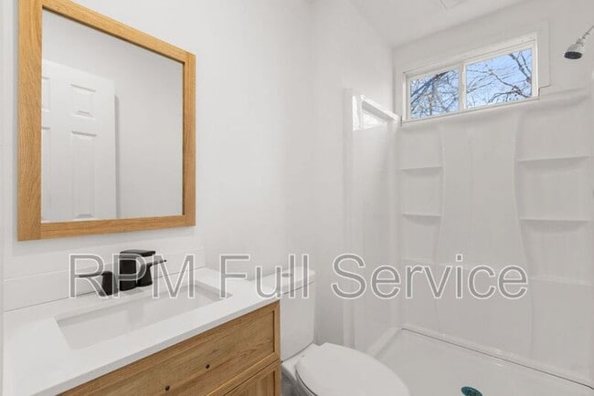 Building Photo - 2138 25th Ave N