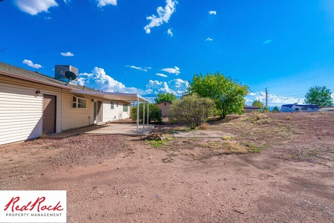 Building Photo - Bright & Spacious 3-Bed, 2-Bath Home in Wa...