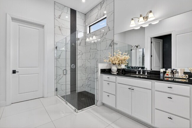 Building Photo - 10195 SW Latium Wy