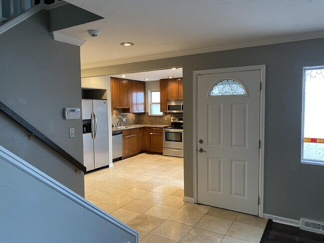 Building Photo - "Charming 2-Bed Townhouse Retreat in Denver – Spacious 1,240 Sq Ft with 1.5 Baths!"