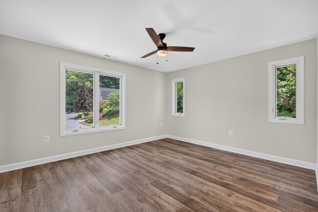 Building Photo - Brand New Apartments for Rent in Harrisonburg