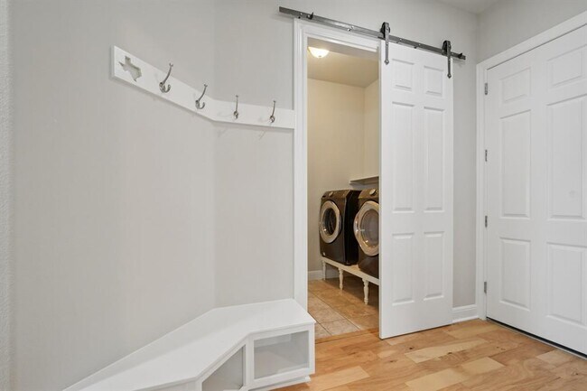 Building Photo - 22316 Verbena Pkwy