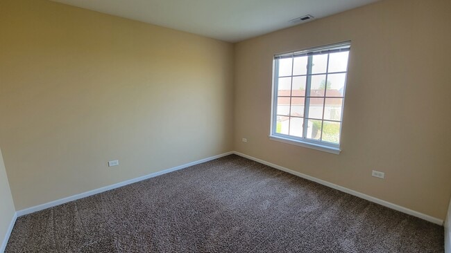 Building Photo - 1426 Dahlgren Ln