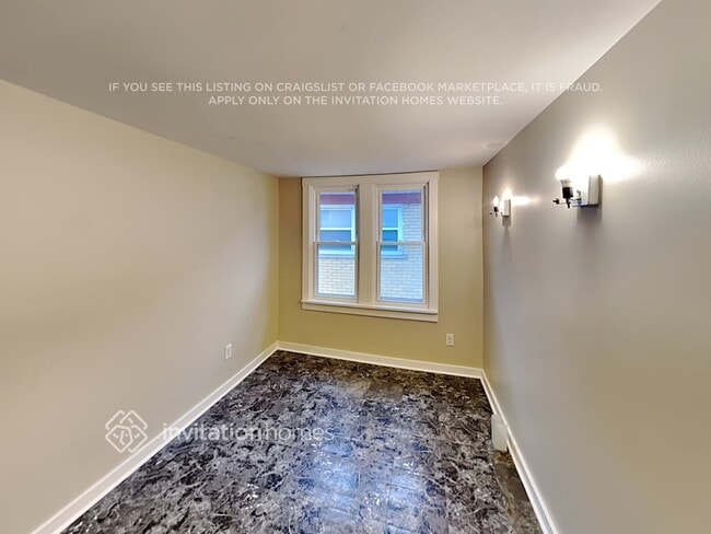 Building Photo - 7611 W Fullerton Ave