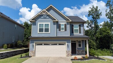 Building Photo - Almost new 4 bedroom 2.5 bathroom just off...