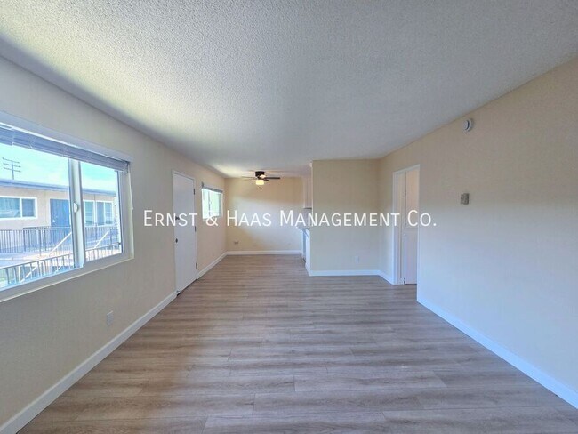 Building Photo - 5535 Ackerfield Ave
