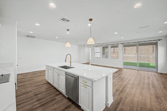 Building Photo - 6954 W Maya Way