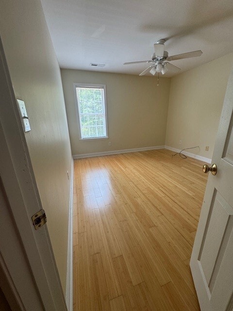 Building Photo - 4037 Banoak St