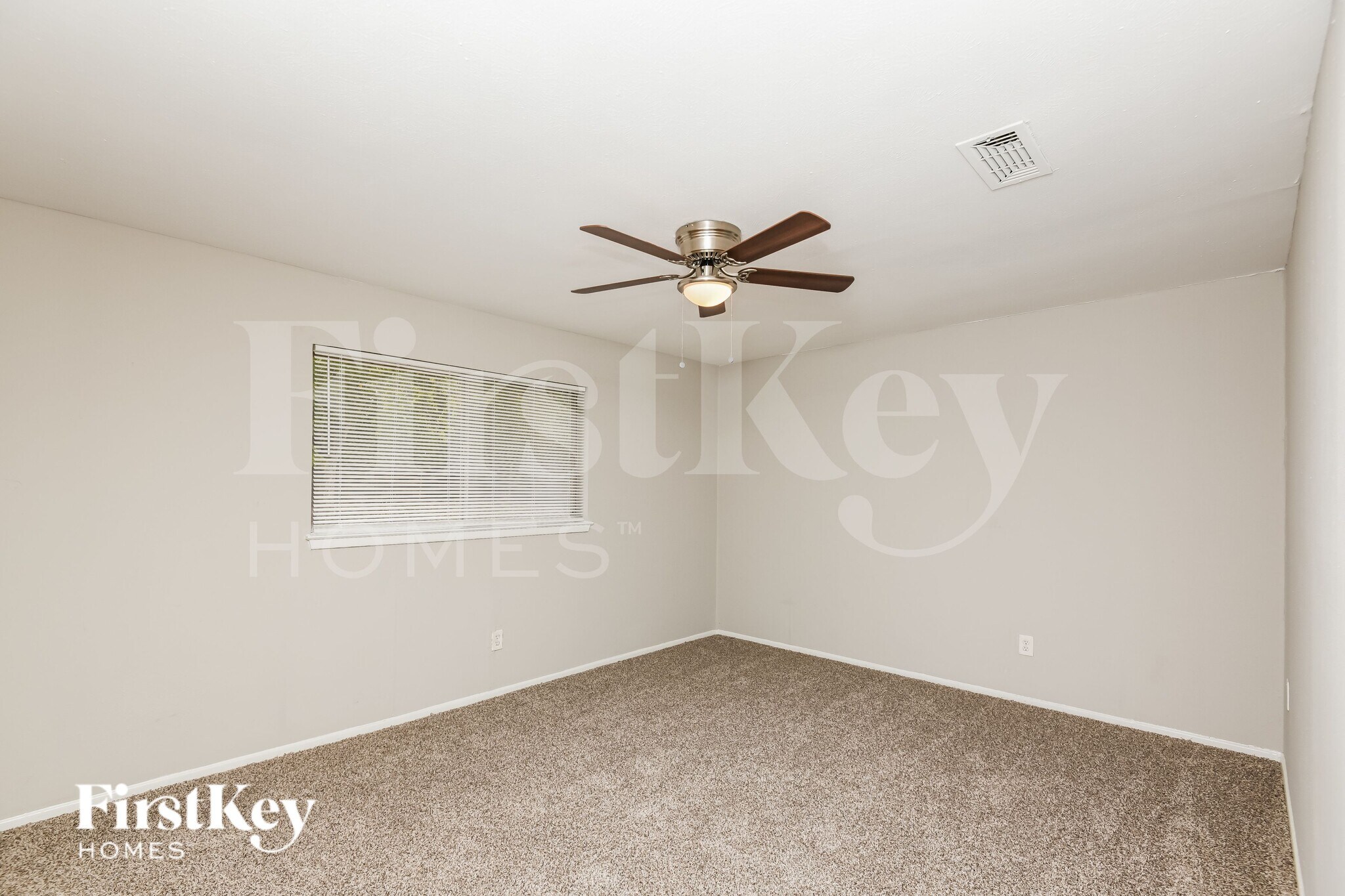 Building Photo - 918 Kerry St