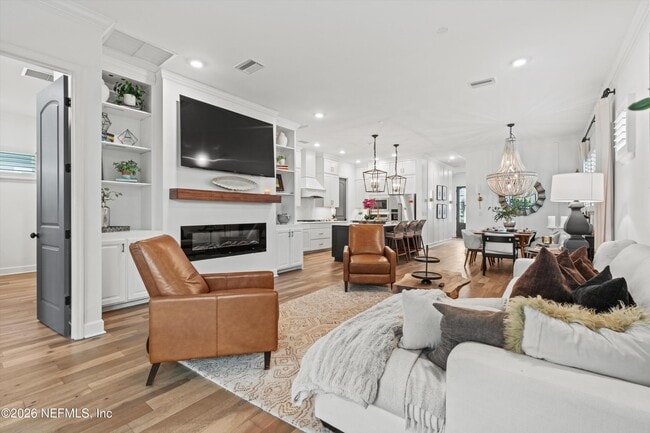 Building Photo - 192 Pk Ctr Ave