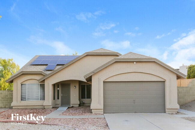 Primary Photo - 7520 W San Juan Ave