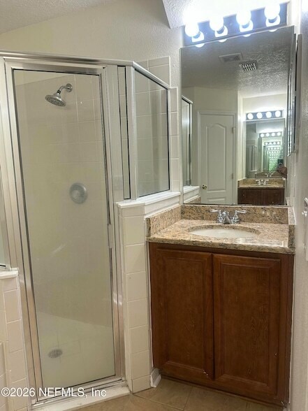 Building Photo - 13735 Devan Lee Dr E