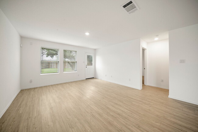 Building Photo - 14636 Cregg Ml Dr