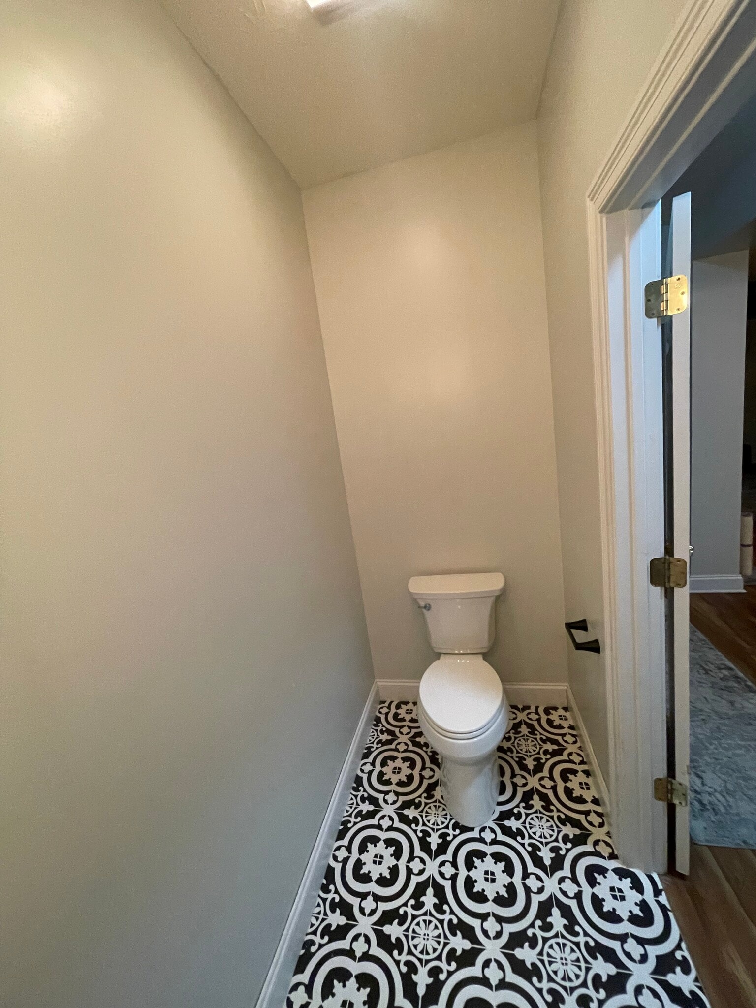 Building Photo - 2690 Gardenia Ave