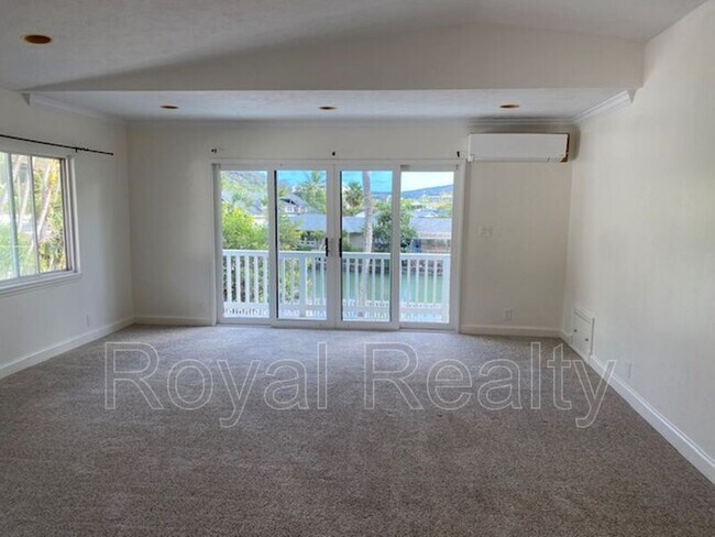 Building Photo - 6637 Hawaii Kai Dr