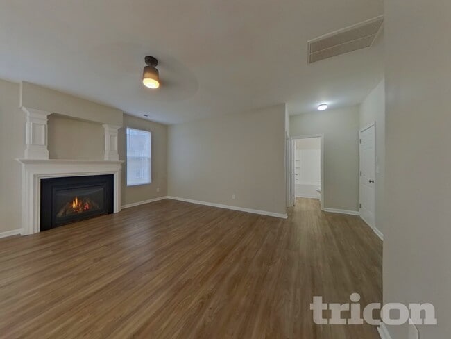 Building Photo - 510 Rook Rd