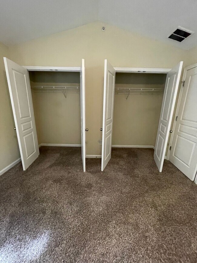 Building Photo - 07-212 Warrior