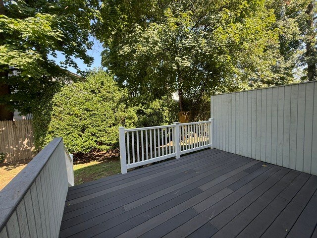 Building Photo - 14B Ashwood Rd