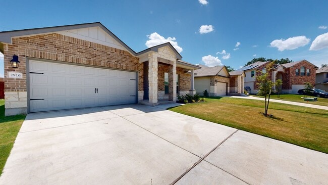 Building Photo - GORGEOUS HOUSE WITH SOLAR PANELS, COMMUNIT...