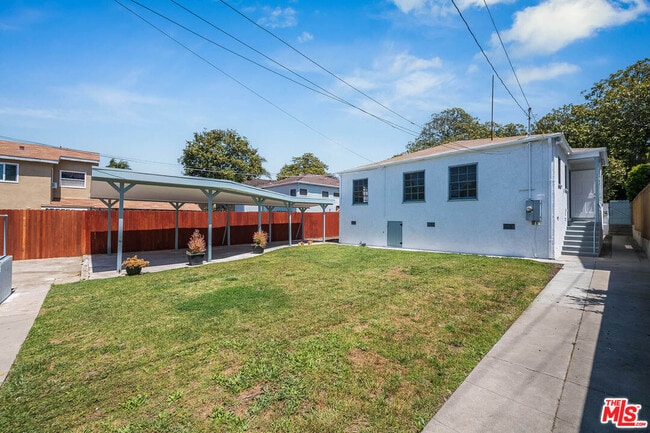 Building Photo - 311 Whiting St