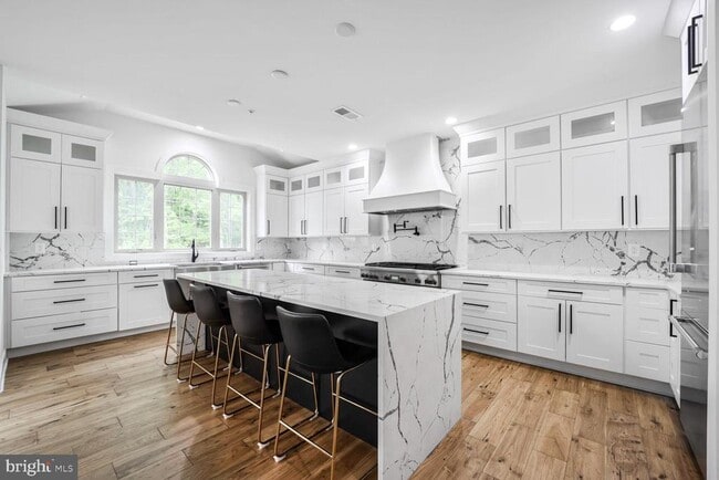 Building Photo - 4804 Bridle Ridge Rd