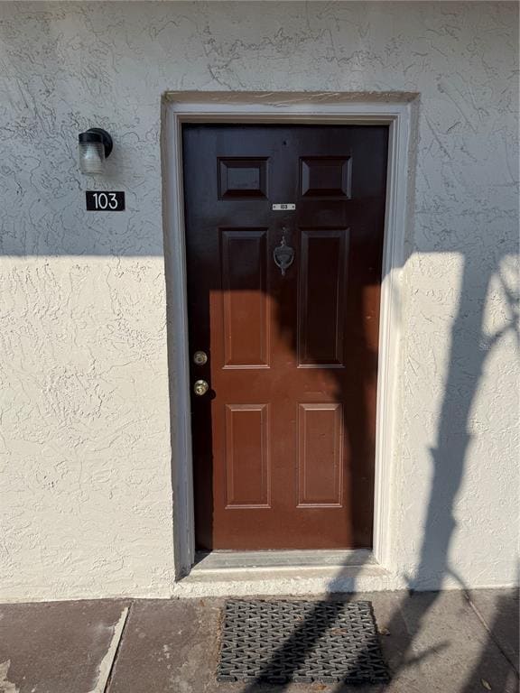 Building Photo - 9209 Tudor Dr