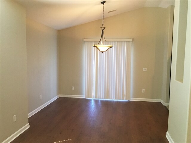 Building Photo - 116 Spring Lakes Dr
