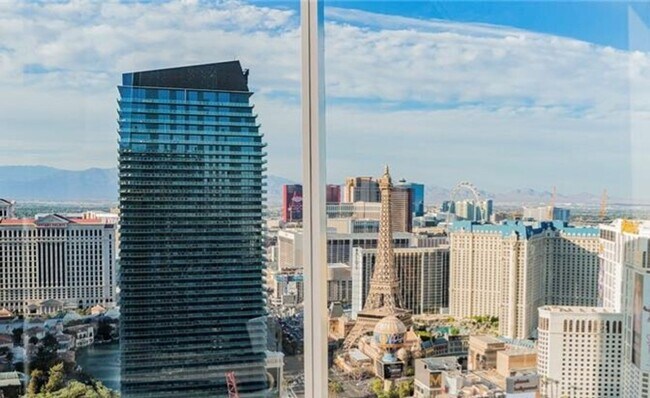 Building Photo - 3722 S Las Vegas Blvd