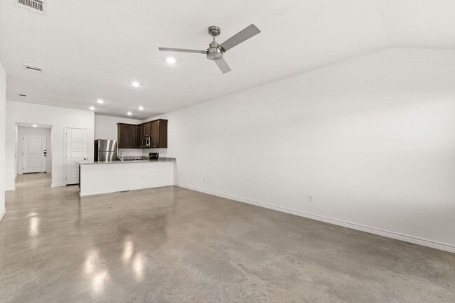 Building Photo - 1259 Concord Dr