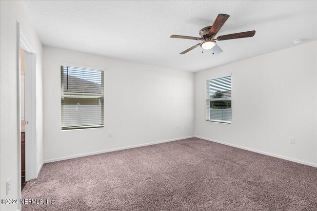 Building Photo - 2165 Pebble Point Dr