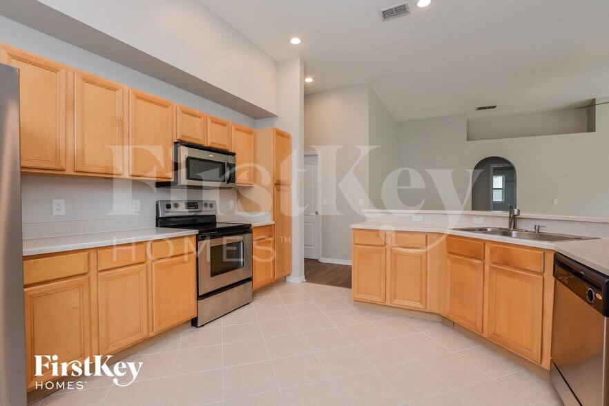 Building Photo - 517 Fitzwilliam Way