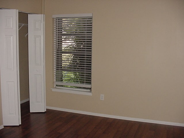 Building Photo - 4037 NW Cinnamon Tree Cir