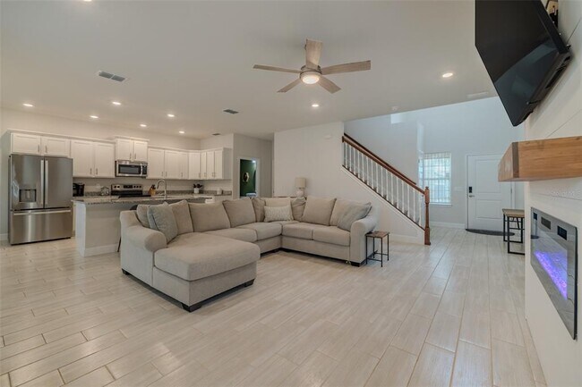 Building Photo - 36085 Trinity Glade Rd
