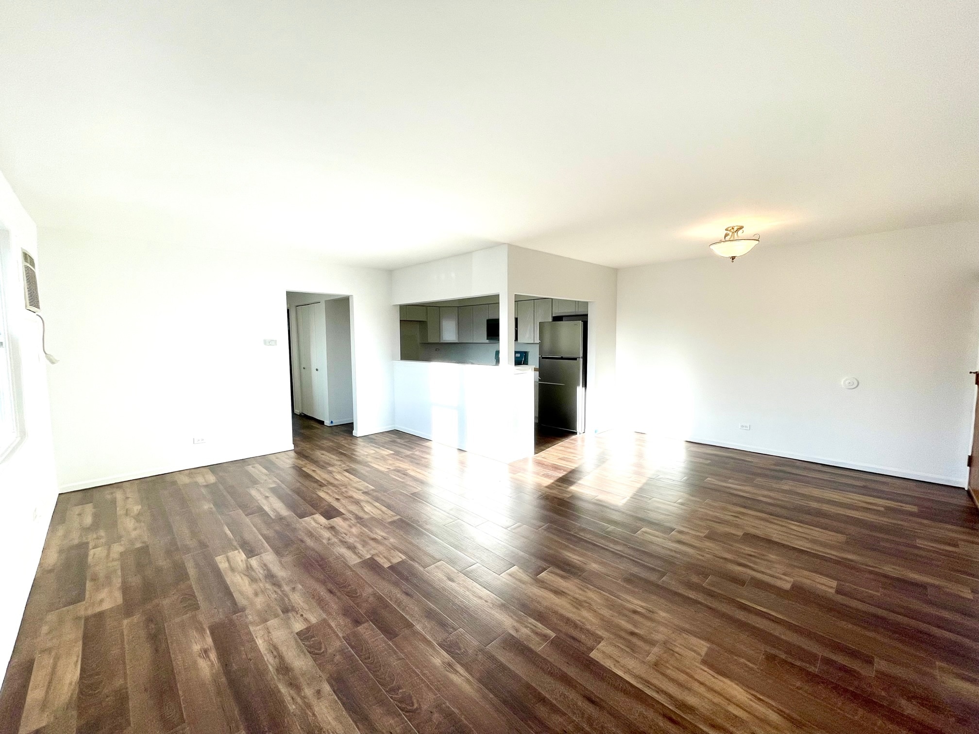 Building Photo - 8630 Sayre Ave