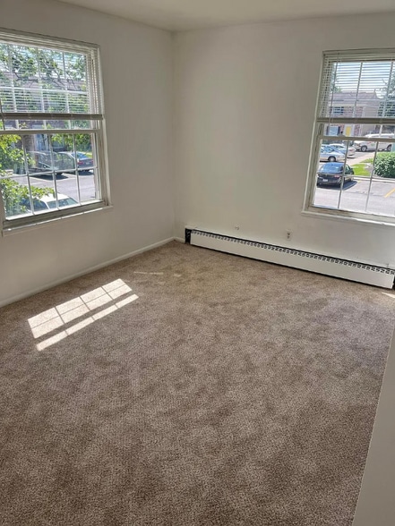 Building Photo - 4696 Tarryton Ct S