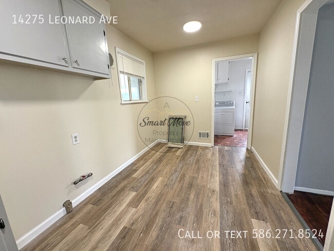 Building Photo - 14275 Leonard Ave