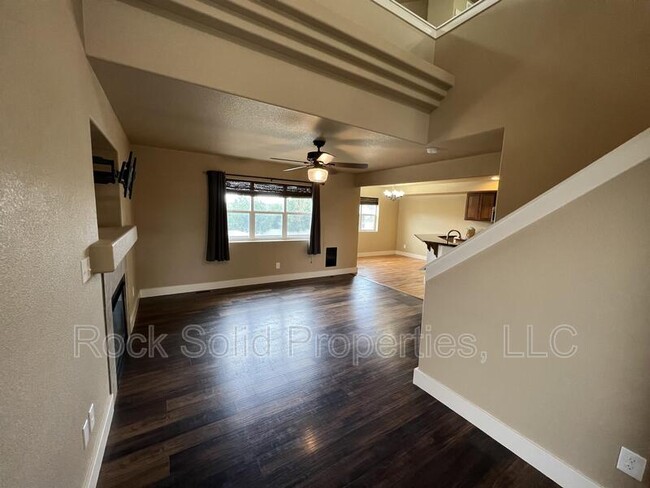 Building Photo - 3712 Gunsmoke Rd