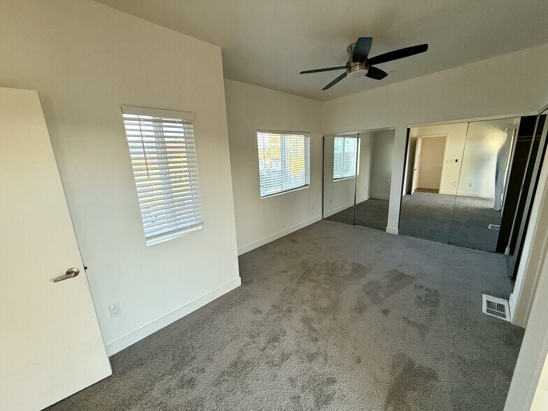 Master Bedroom - 3722 Florida St