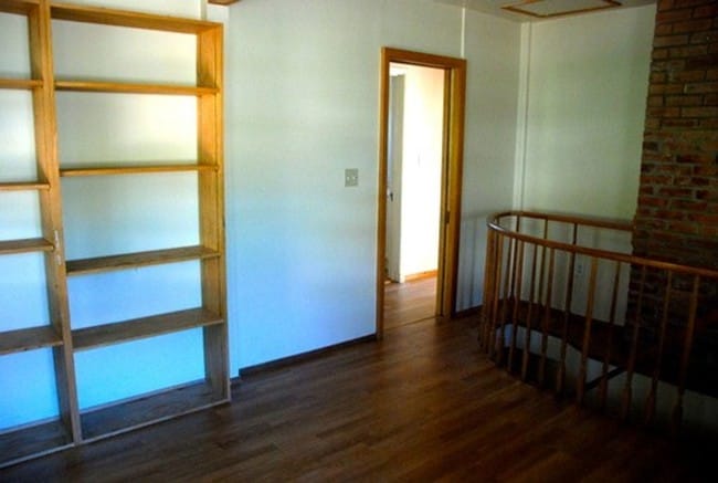 Building Photo - SEATTLE 4-Bedroom Home for RENT, Great Lay...