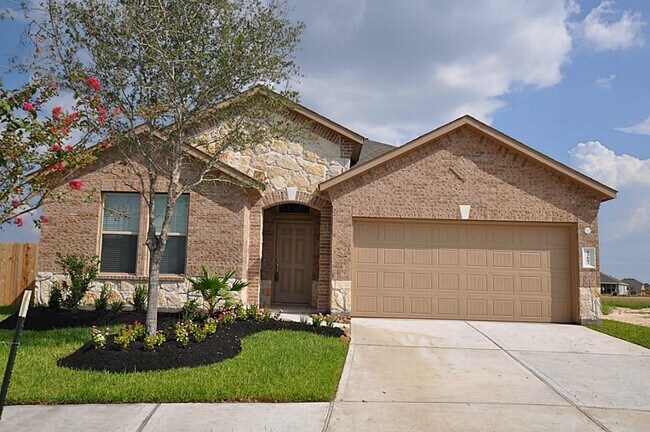 Primary Photo - 23607 Legano Dr