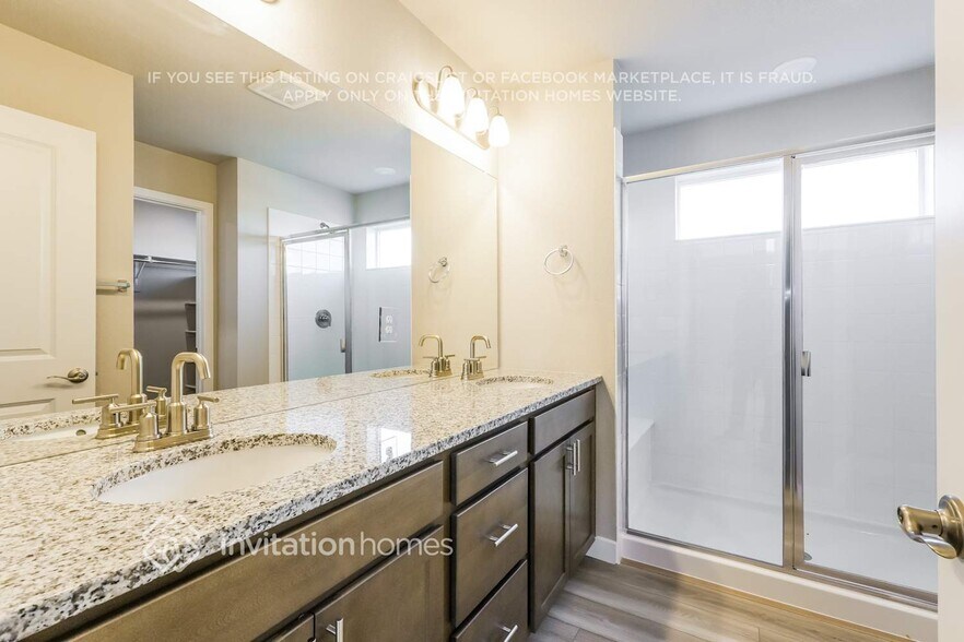 Building Photo - 11827 Mission Peak Pl