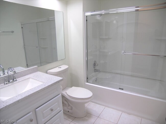 Building Photo - 32156 S Roundhead Dr